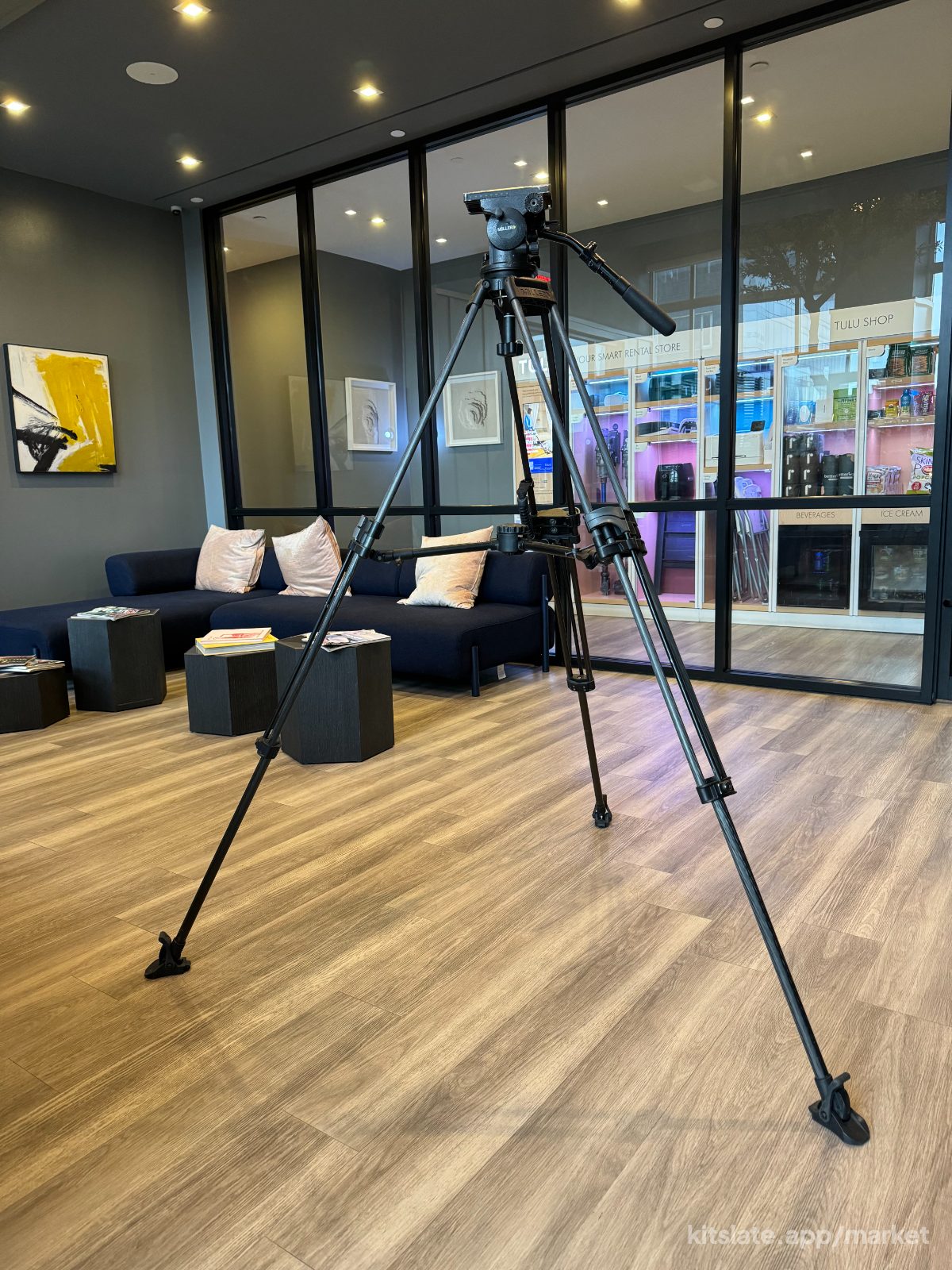 Miller 1778 Arrow 25 Tripod System — used other for sale in New York, United States